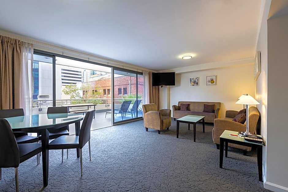 Hotel Grand Chancellor Adelaide