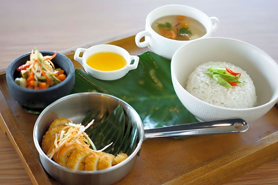 GOLDEN TULIP ESSENTIAL BELITUNG