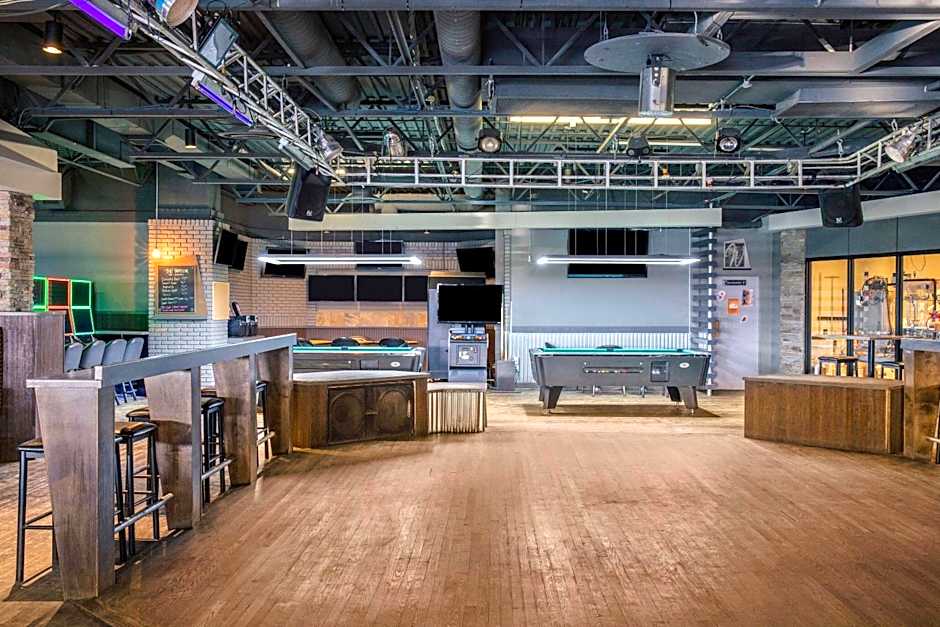 Days Inn & Conference Centre by Wyndham Camrose Norsemen