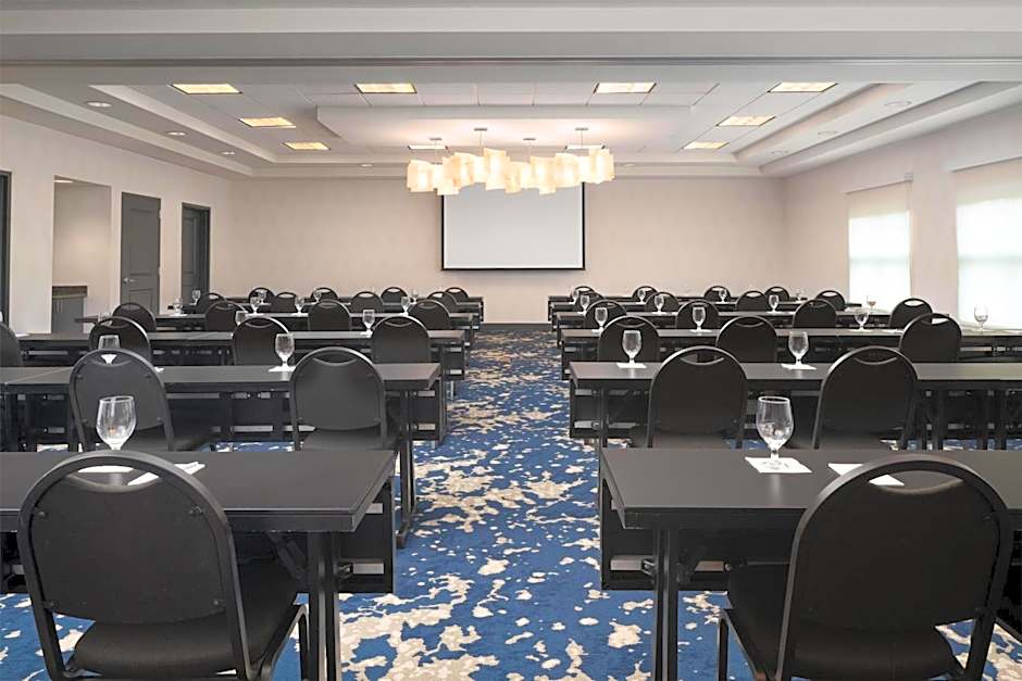 Hilton Garden Inn Charleston Waterfront/Downtown