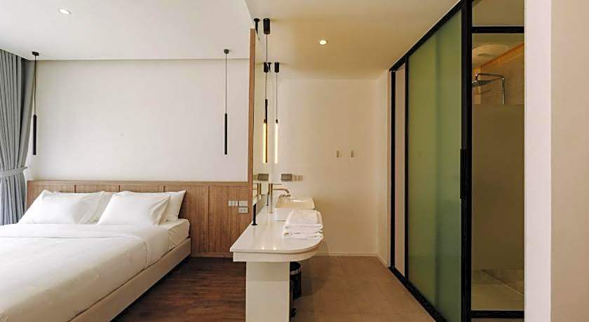 Shanti-Retreat Hotel