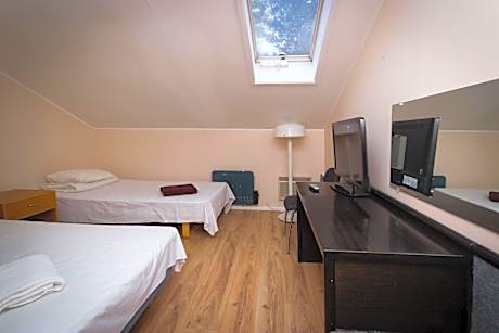 Economy Twin Room