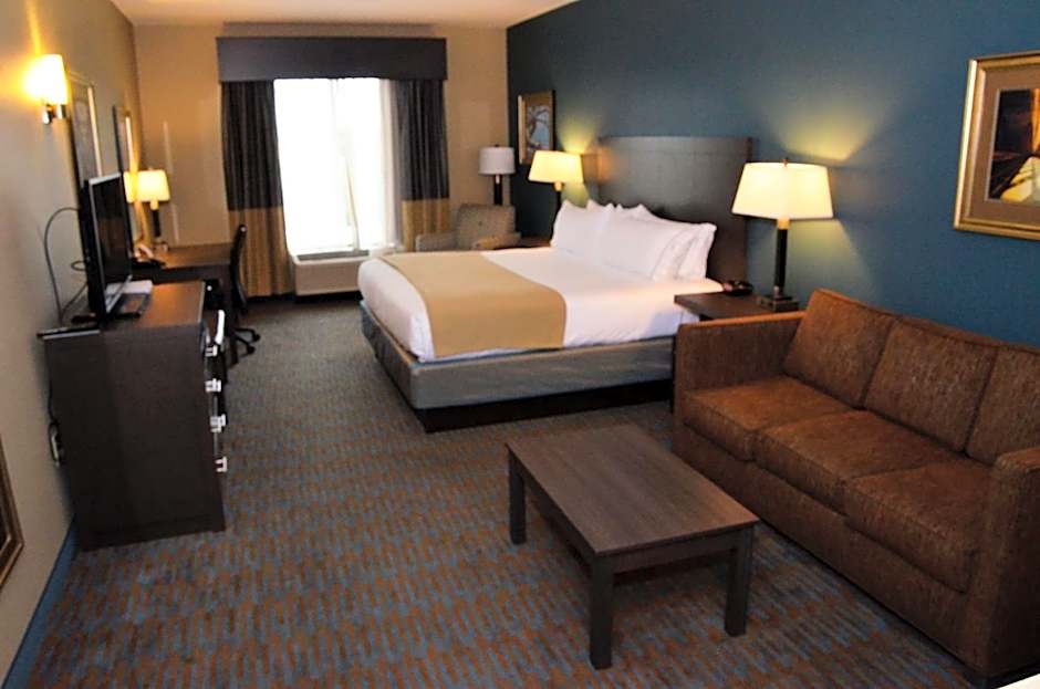 Holiday Inn Express Hotel & Suites Goldsboro - Base Area By IHG