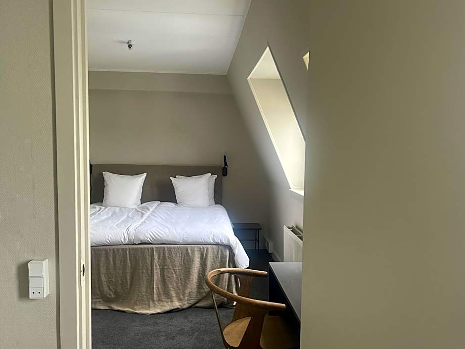 Hotel Maritime