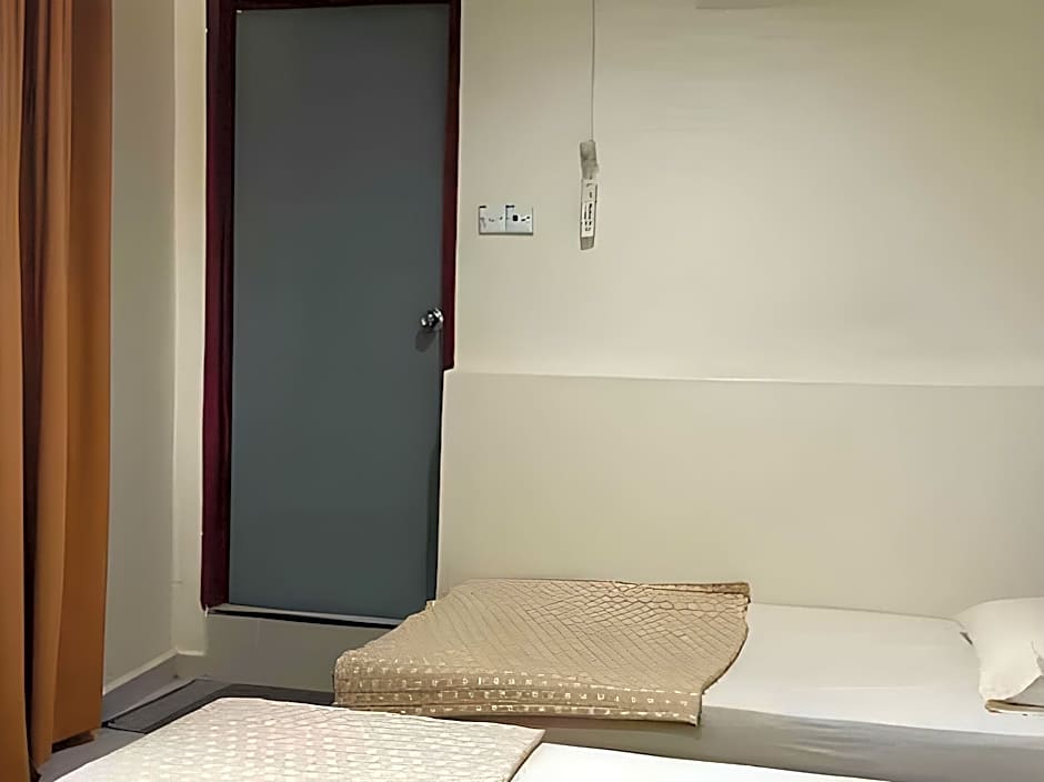 Casavilla Travellers Lodge