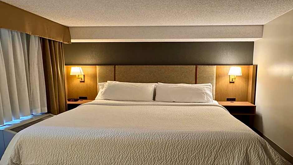 Holiday Inn Hotel & Suites London By IHG