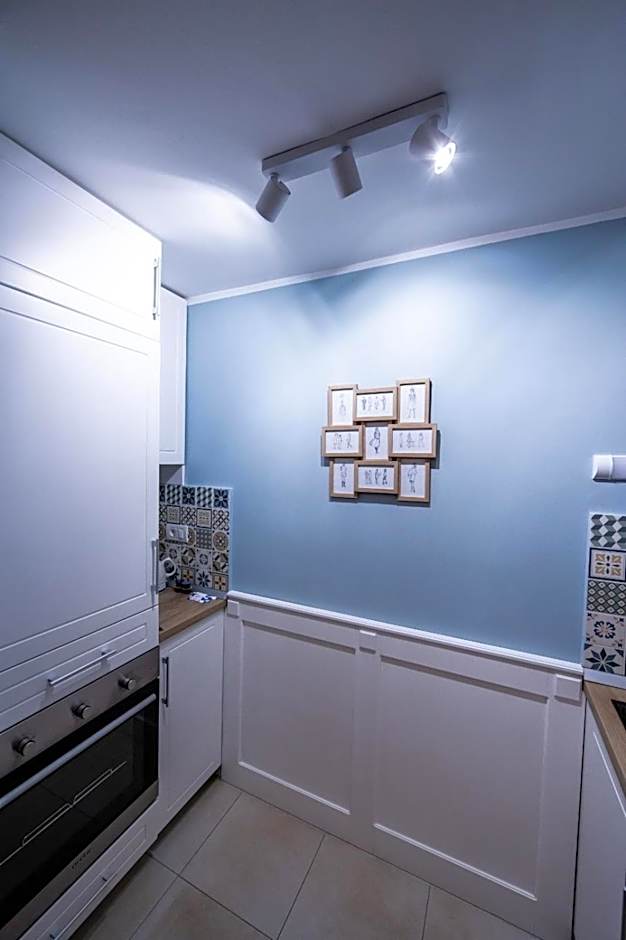 VISAJ Deluxe Downtown