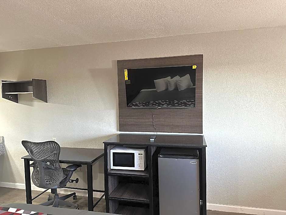 Rodeway Inn Jonesboro - Atlanta South