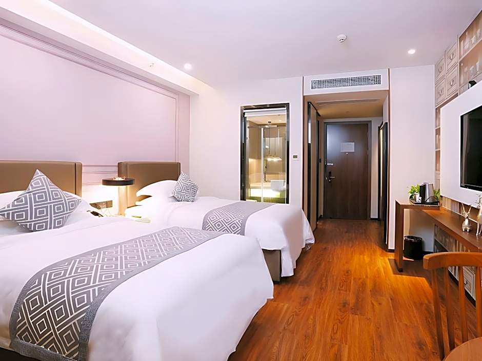 GEM Hotel Ningbo Jiangbei District Hongtang Haide Square