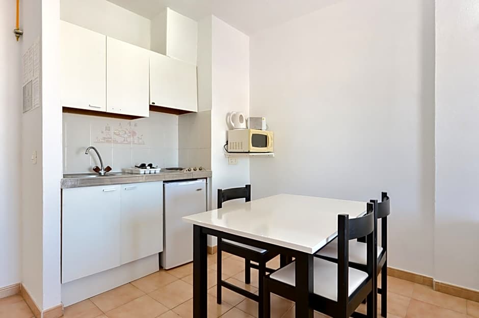 Apartamentos San Antonio Beach