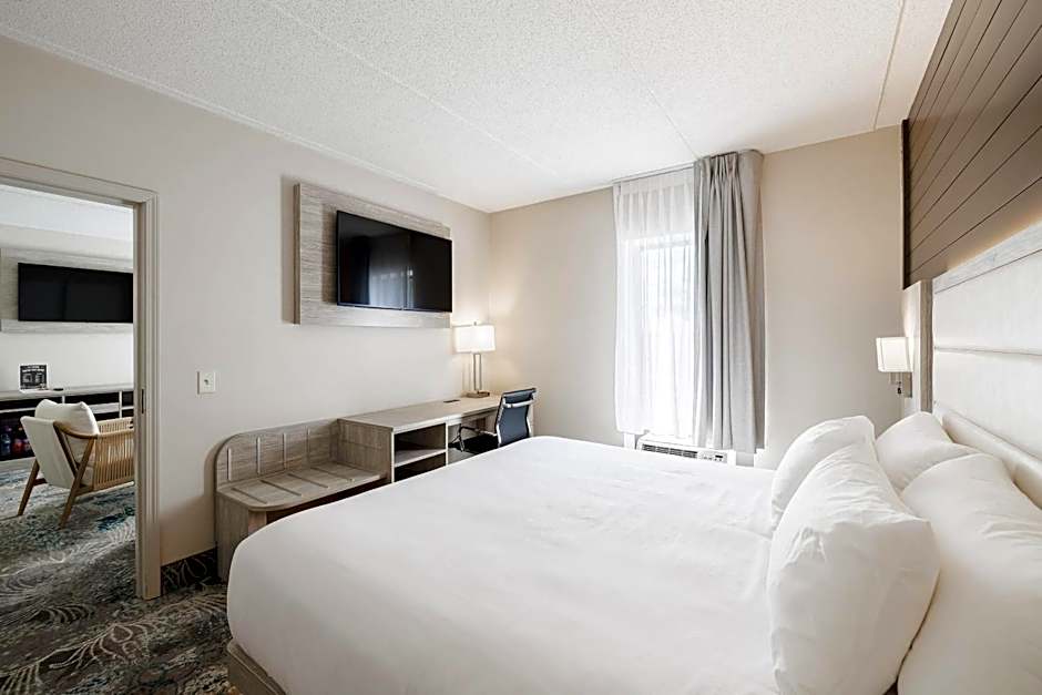 Oakfield Hotel & Suites, an Ascend Collection Hotel