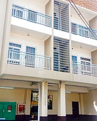 Sleep and Stay Hotel