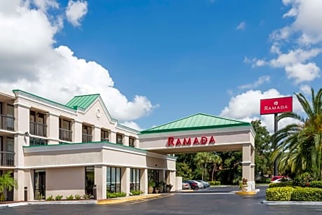 Ramada by Wyndham Altamonte Springs Near I-4