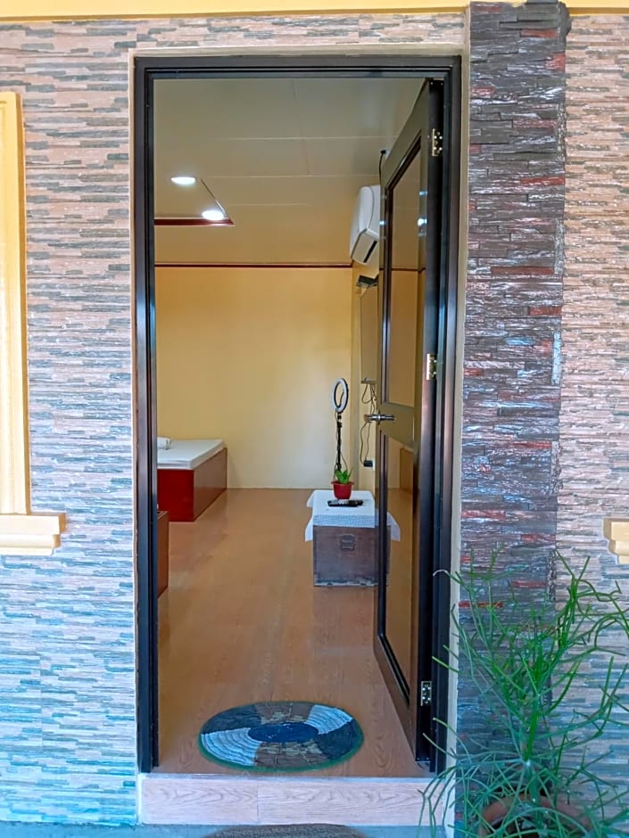 Vievan's transient house