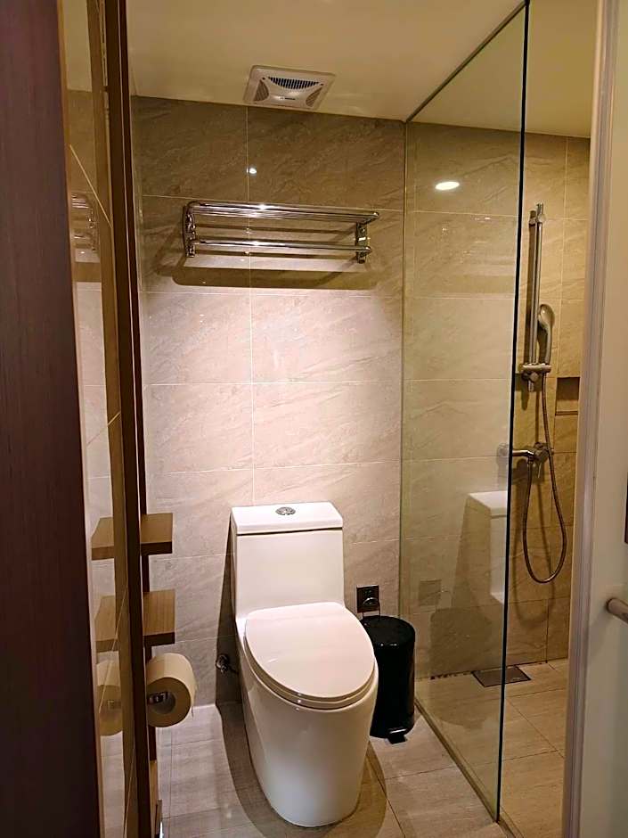 CHECK inn SELECT Taipei NeiHu