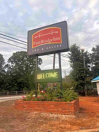 Fairbridge Inn & Suites