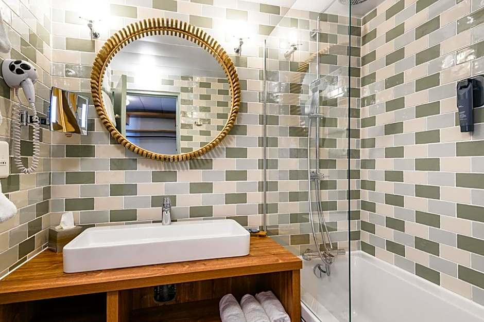 Baya Hotel
