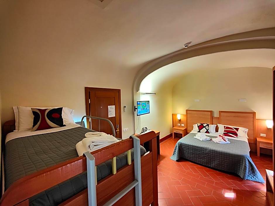 Chiostro Delle Monache Hostel Volterra