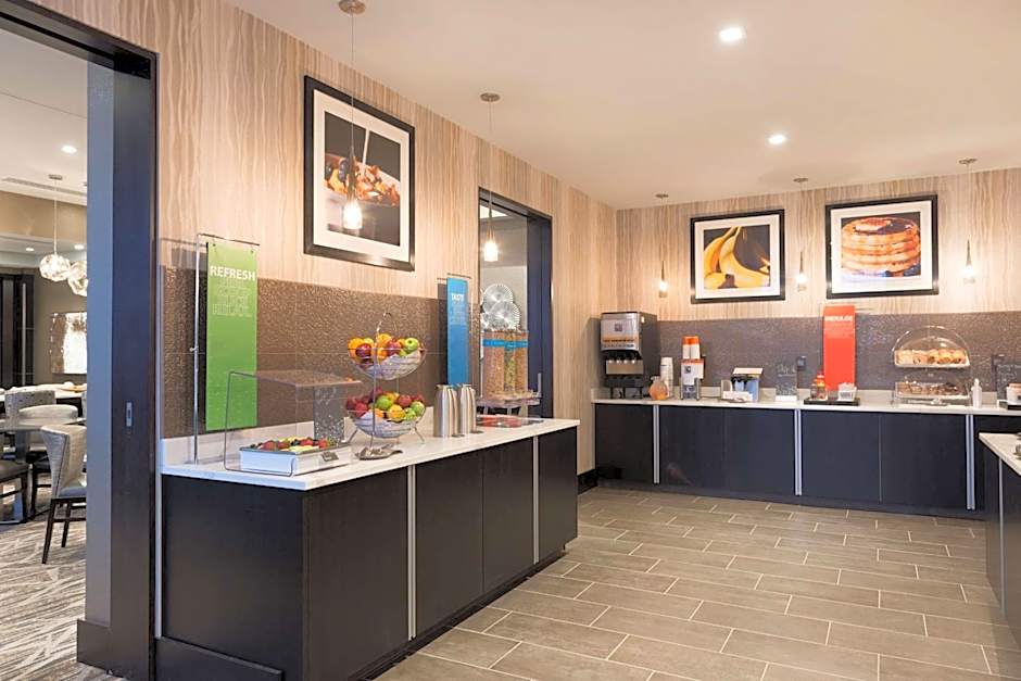 Hampton Inn By Hilton & Suites Bridgewater, NJ