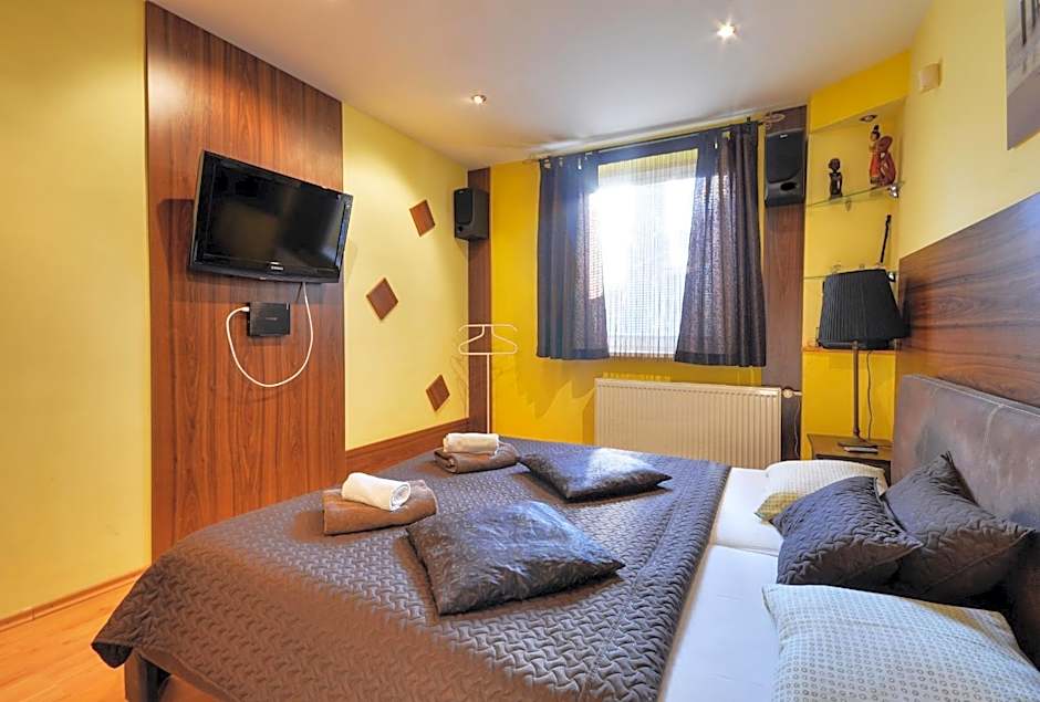 Spa & Pool Apartments Prestige VILLA IVICA