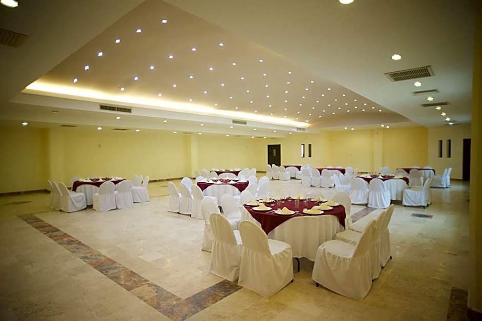 Days Inn by Wyndham Tuxtepec