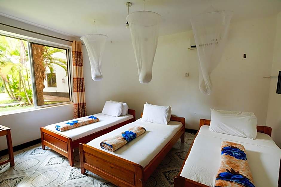 Keys Hotel Mbokomu Branch