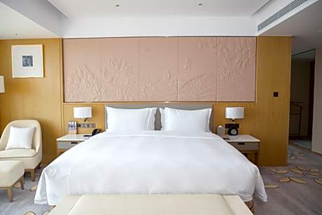 Wyndham Bay View Suite