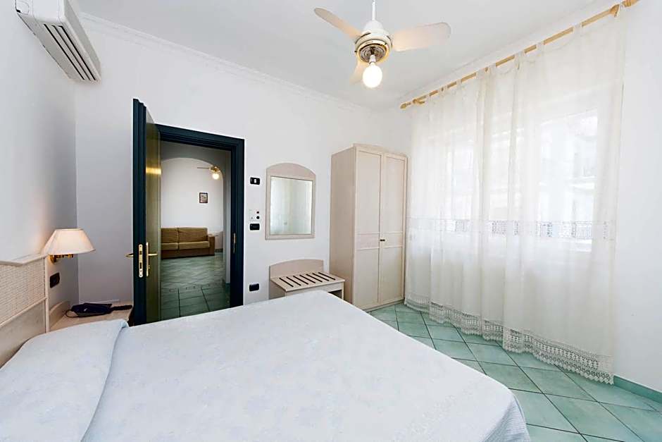 La Residenza Aparthotel