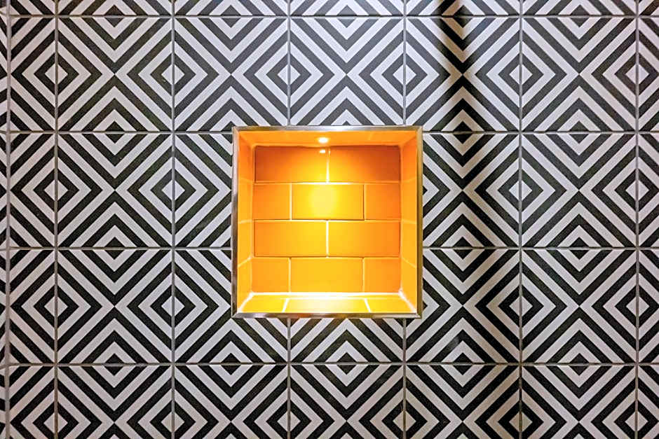 The Sheep and Penguin