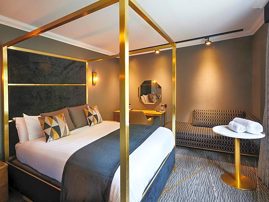 The Royal Toby Hotel