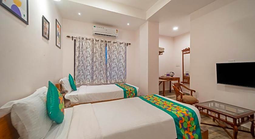 Treebo Kashvijoy, 7 Km From Kamakhya Temple