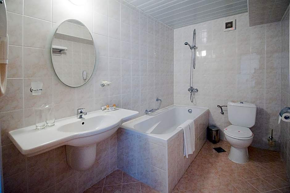 Mercury Hotel- All Inclusive