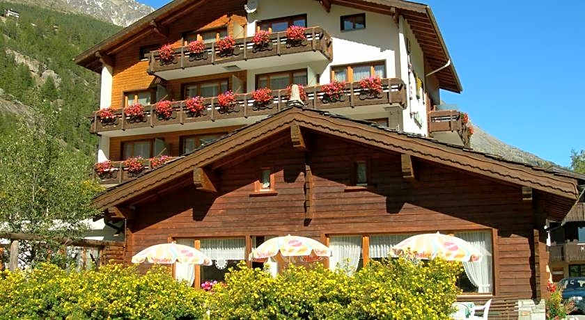Hotel Adler
