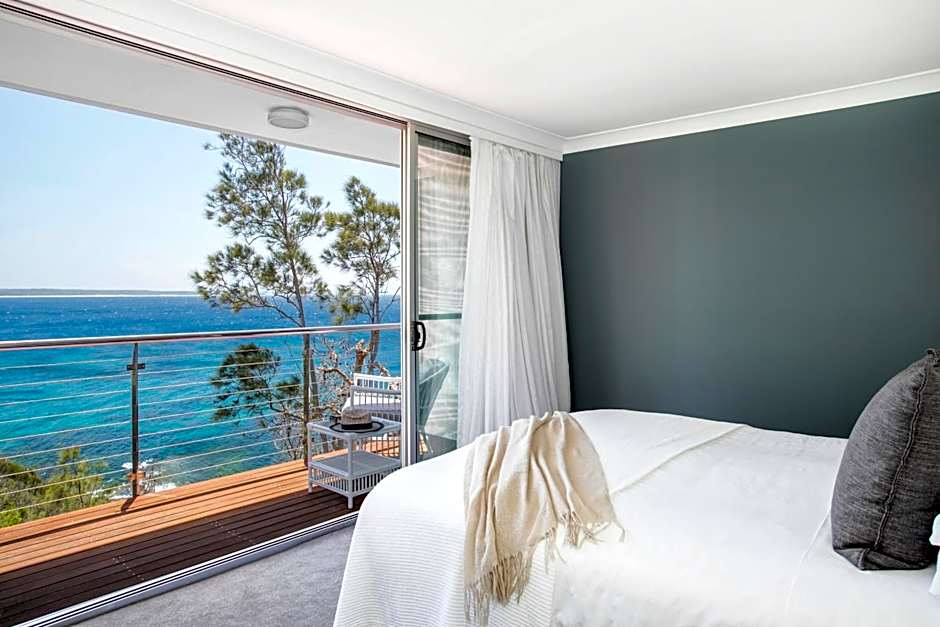 Bannisters by the Sea Mollymook