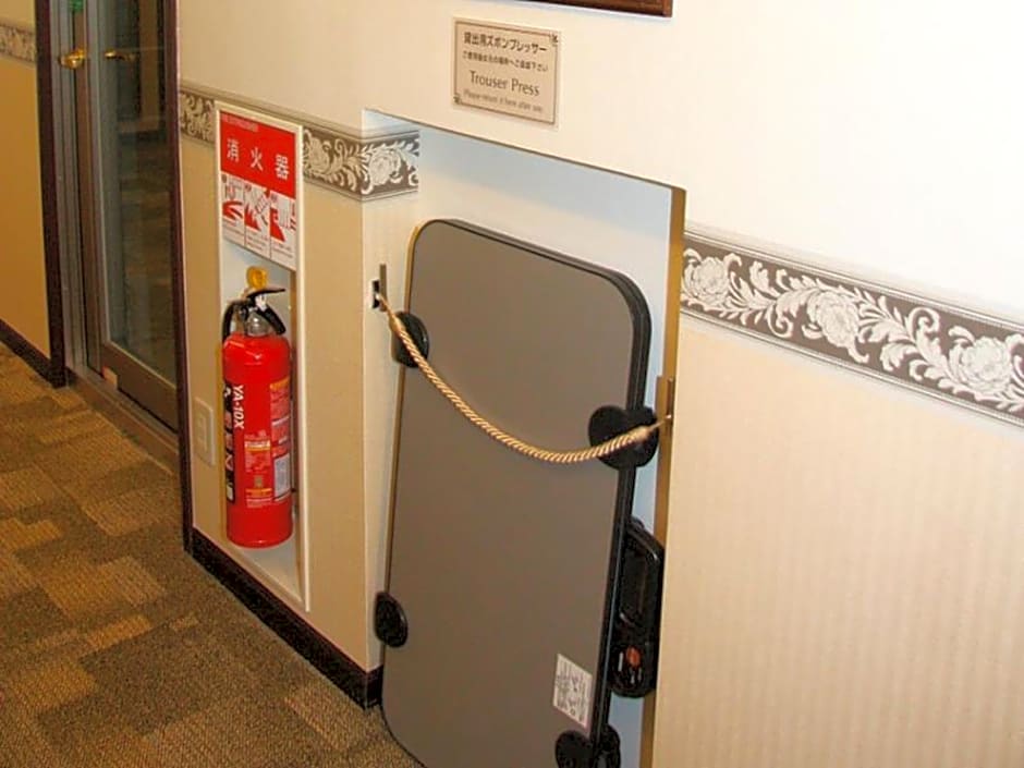 Toyoko Inn Tsuruga Ekimae