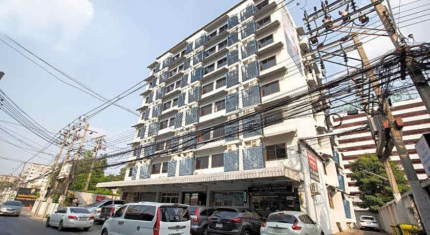 D haus Ngamwongwan Residence