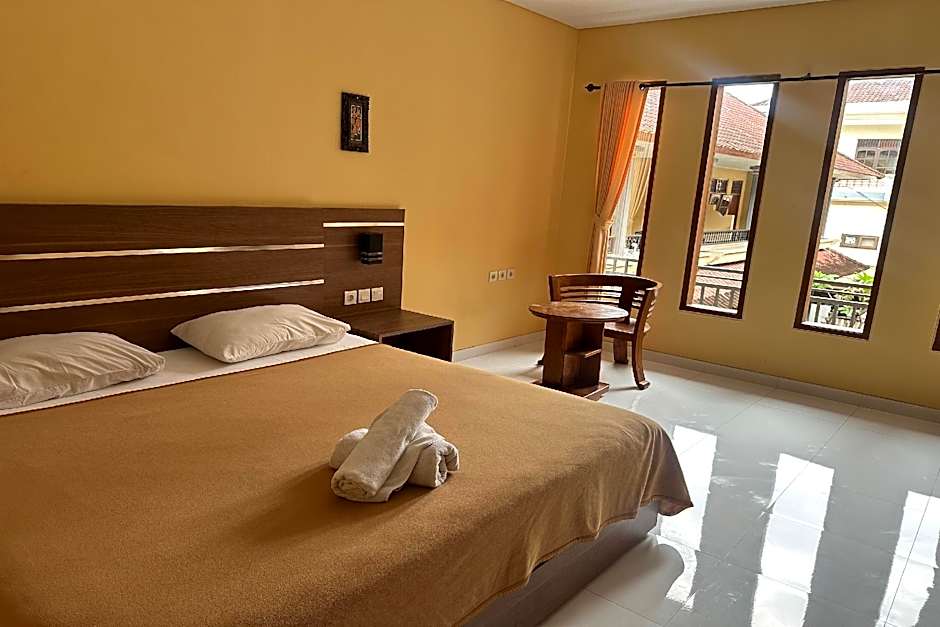 Gora Beach Inn
