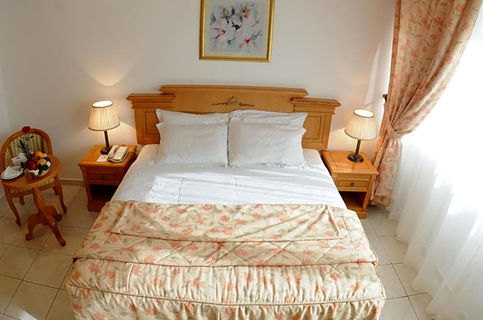 Uptown Hotel Apartment Abu Dhabi 