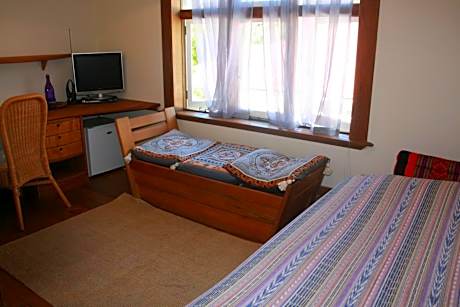 Single Room with Shared Bathroom