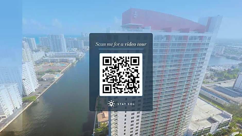 Spectacular View wBalcony Pool