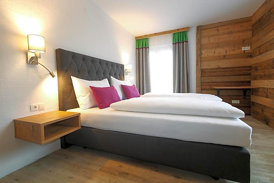 Kia Ora Hotel Restaurant