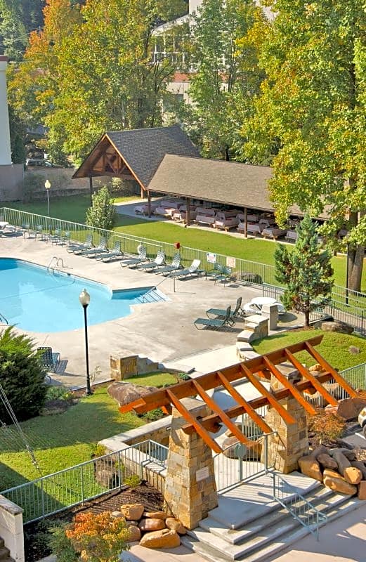 Glenstone Lodge