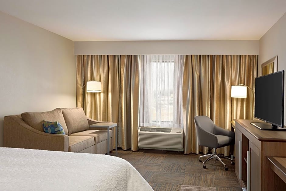 Hampton Inn & Suites Minooka