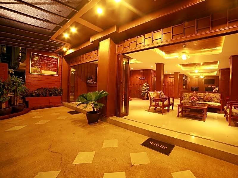 Lotus Hotel Patong