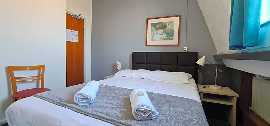 Euphemia Budget Old City Canal Zone