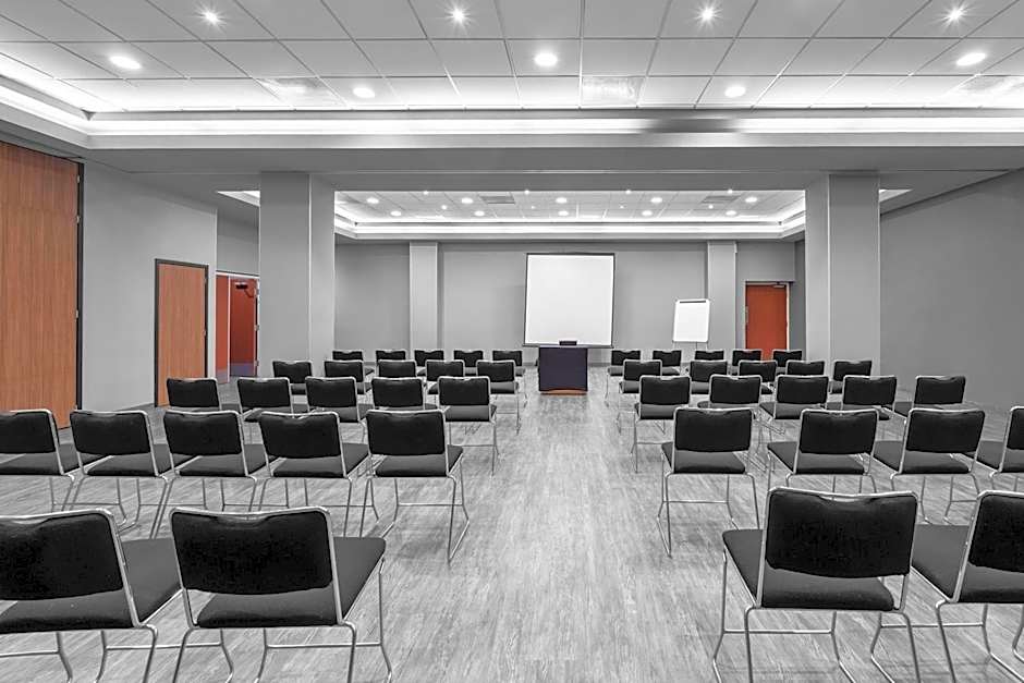 City Express Plus by Marriott Guadalajara Expo