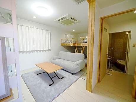 Quadruple Room with Private Bathroom