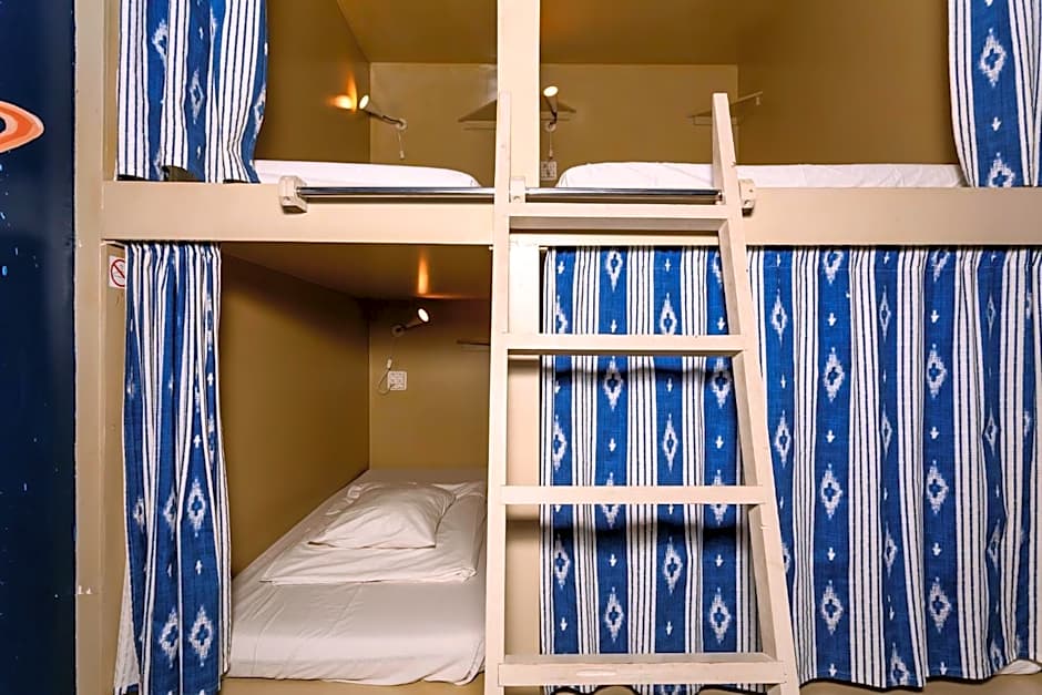 SUPERNOVA Hostel