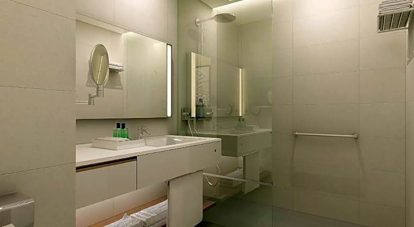 Novotel Muscat Airport