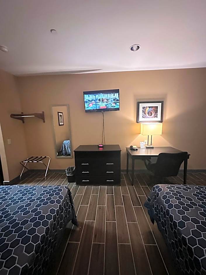 Executive Inn & Suites